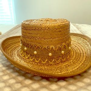 Women’s Golden Straw Hat